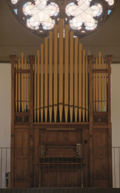 1902 English organ in Kirche St. Katharina. Source: alt-katholisch-stuttgart.de
